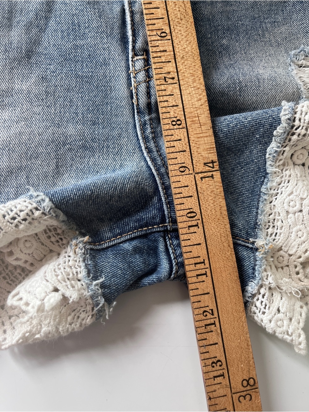 Free People Distressed Denim Shorts Crochet Lace Hem Daisy Dukes 26 - Picture 6 of 7